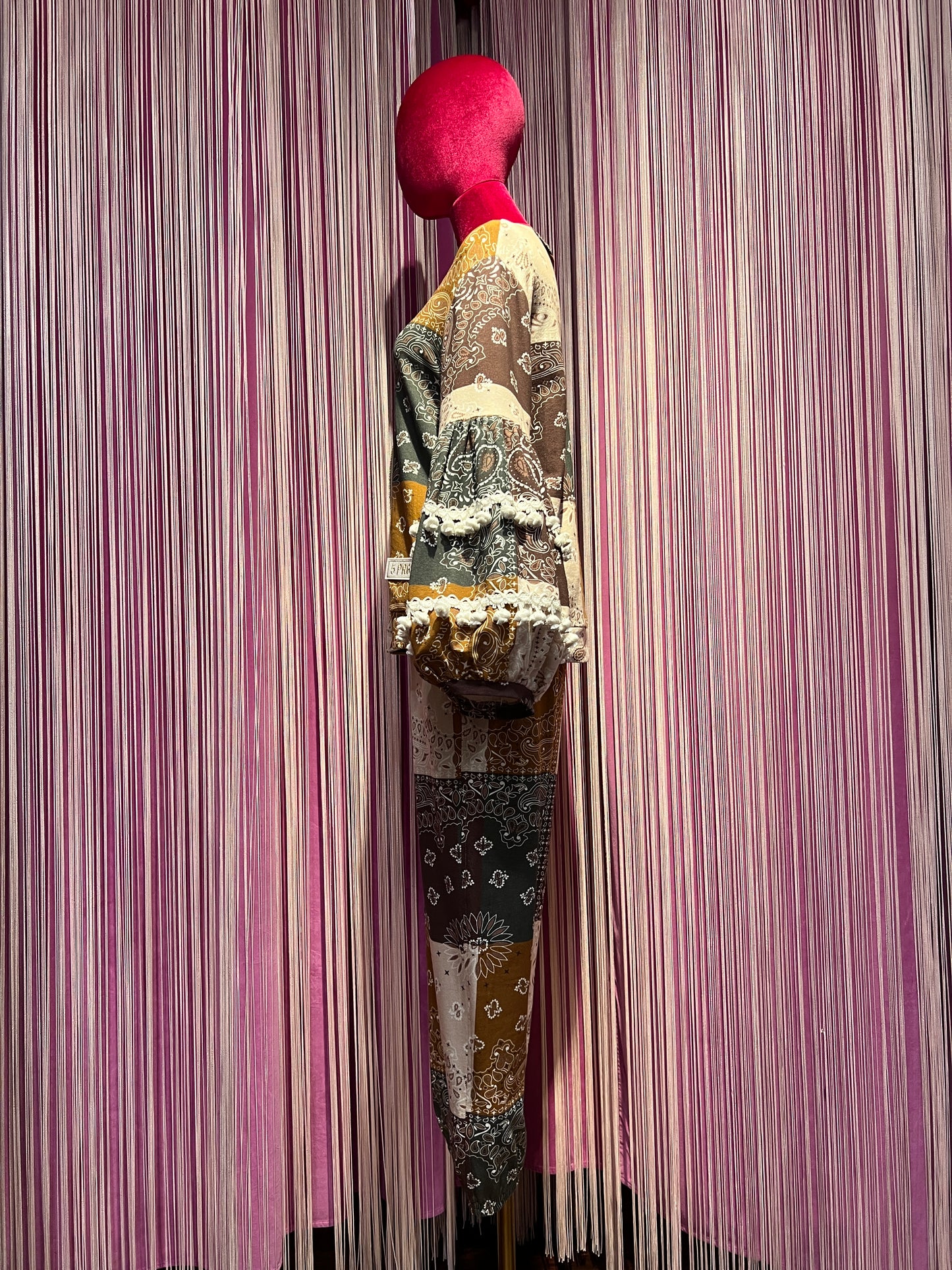 5 Progress completo fantasia bandana in felpa giacchino con zip , maniche balloon decorazioni pon pon , pantalone jogging con elastico in vita