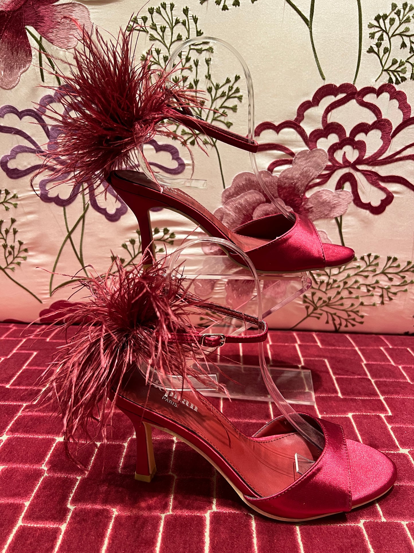 Stephan Paris sandalo rosso con marabou