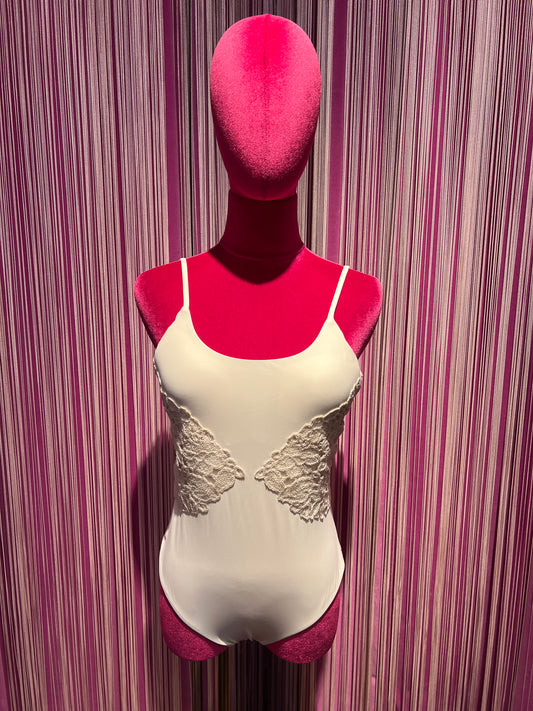 Cinzia Cortesi costume intero con applicazione pizzo Lea