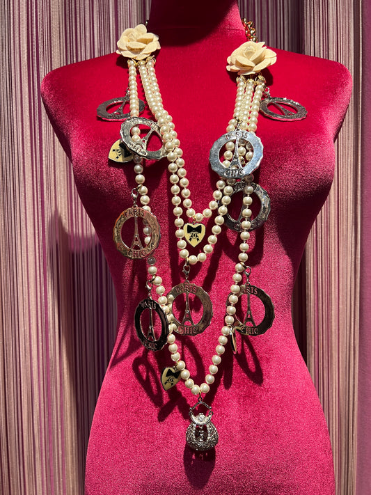 Monilia collana multifili con perle e rose