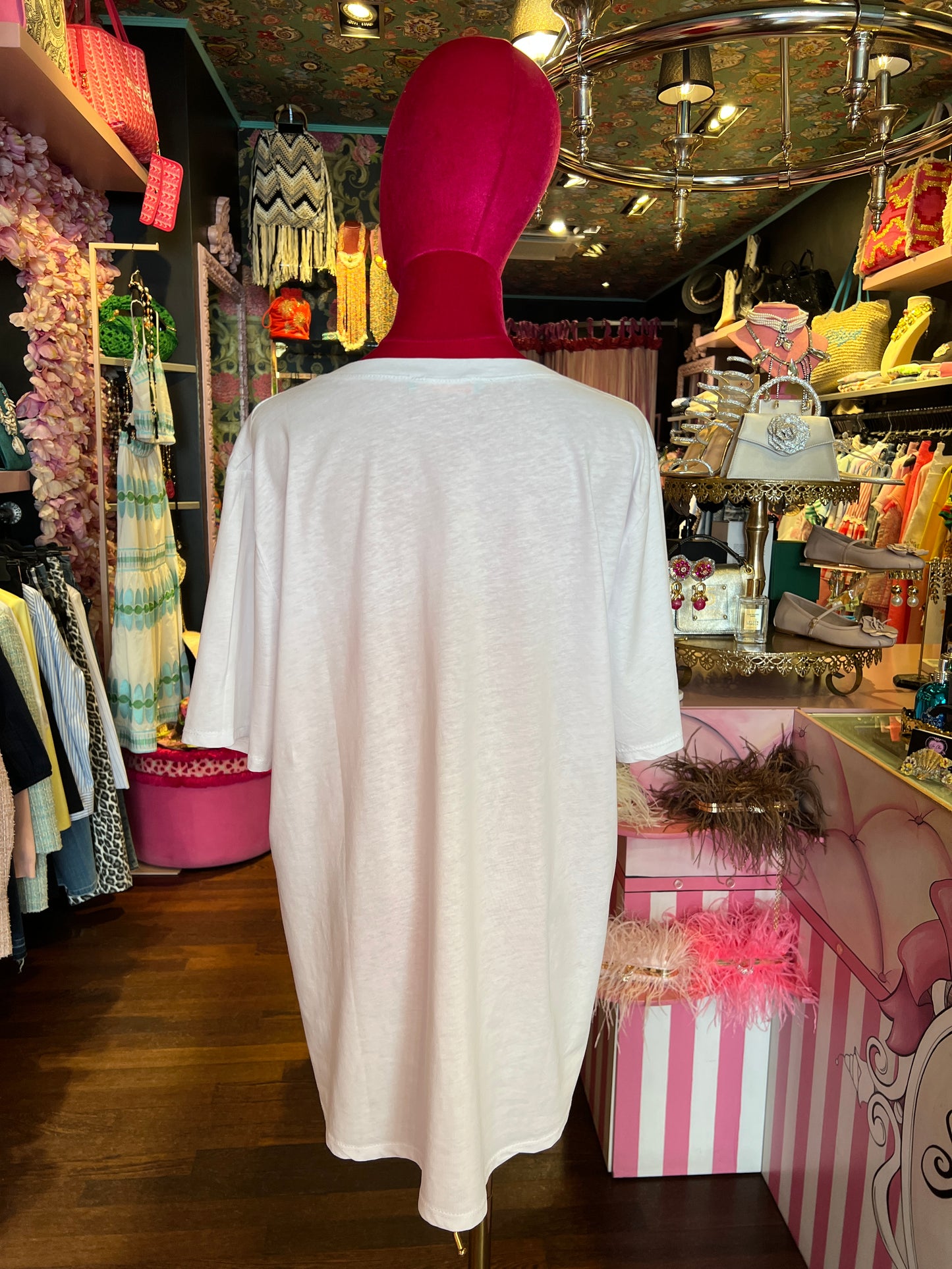 Mon amour Paris -20% di sconto t-shirt over scollo a V scritta “ bisous magiques “ glitter rosa bubble