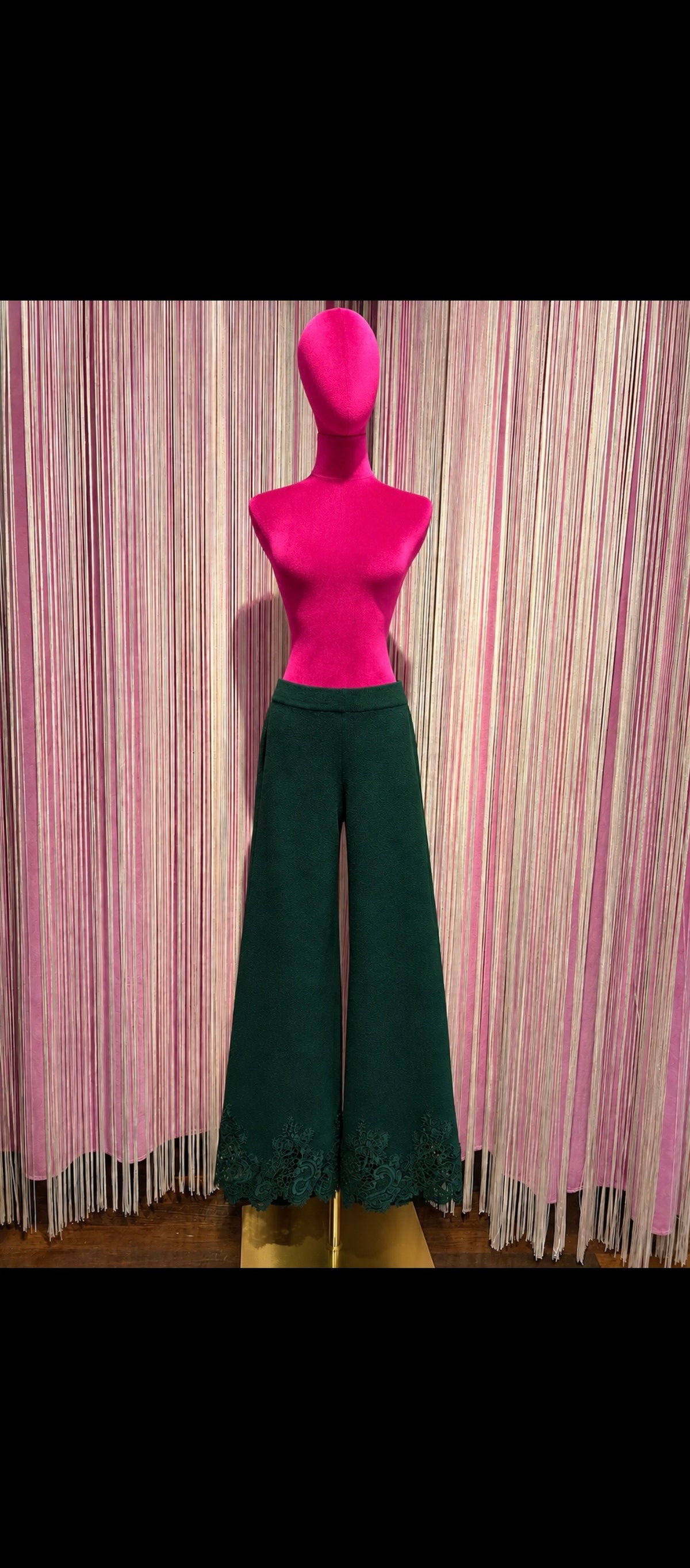 The room completo maglia e pantalone con pizzo verde