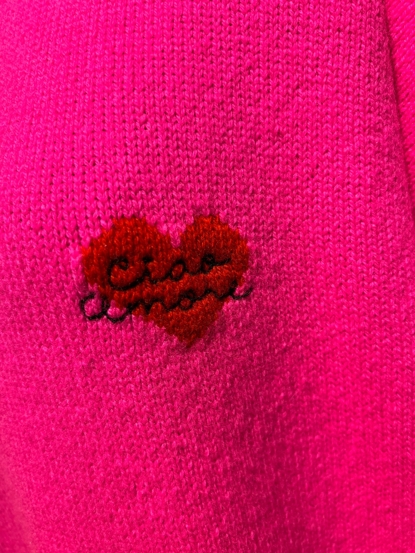 Giada Benincasa maglia over collo alto fucsia logo cuore ciao amore