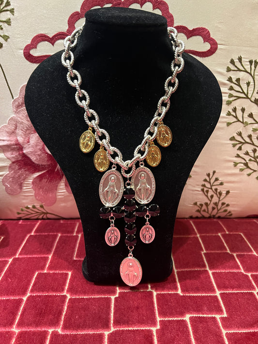 TittiBi collana catena argentata con croce zirconi neri charms immagini sacre dorati e argentati