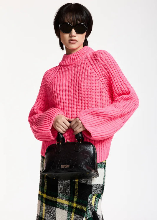 Essentiel antwerp maglione collo alto chunky con maniche voluminose rosa
