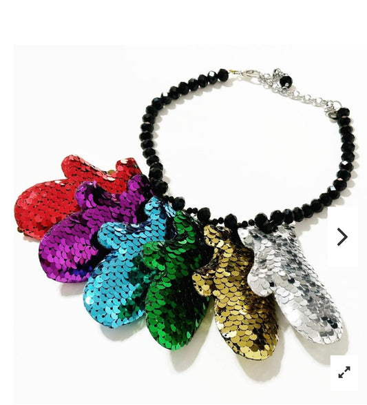 Sereku collana girocollo cristalli neri con moffole di paillettes