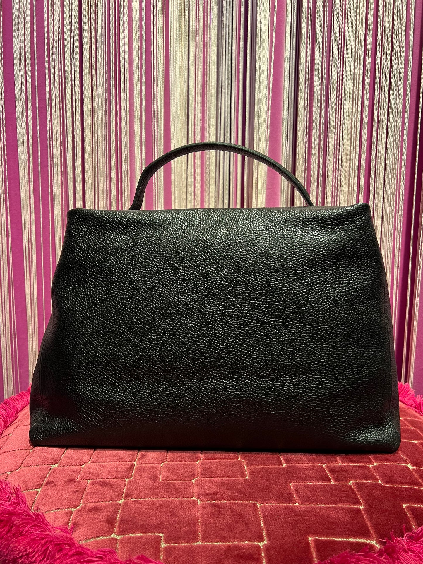 Avenue 67  Delphine borsa pelle con patta e tracolla colore nero