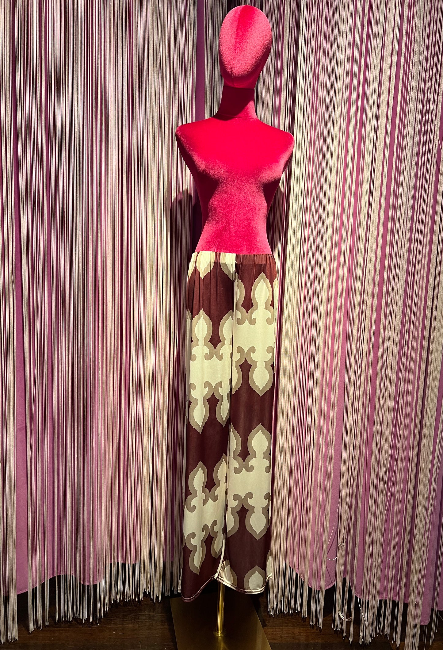 Mon amour Paris completo top e pantalone in viscosa fantasia burgundi avorio e beige