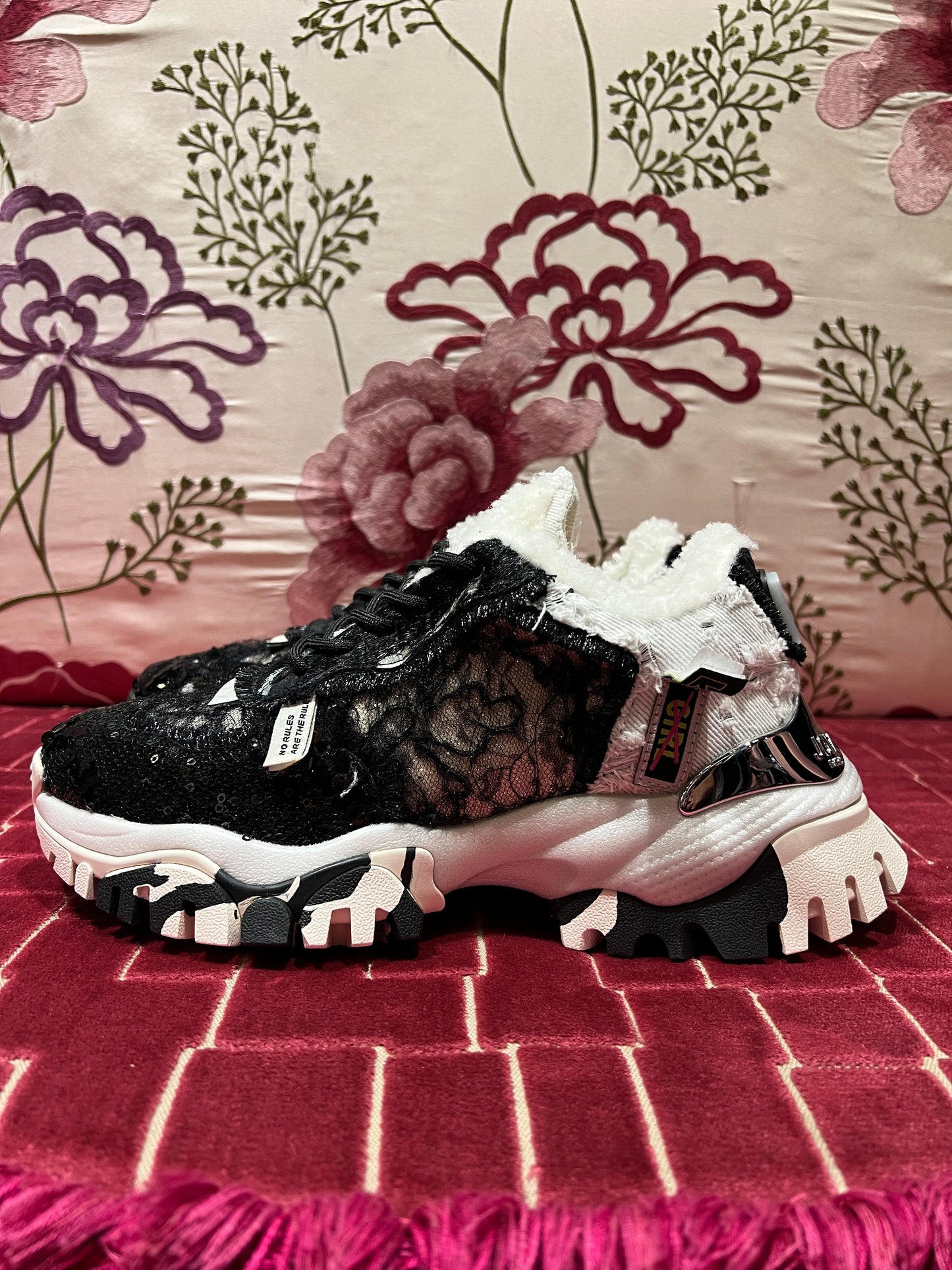 Joia Paris sneaker pizzo e paillettes