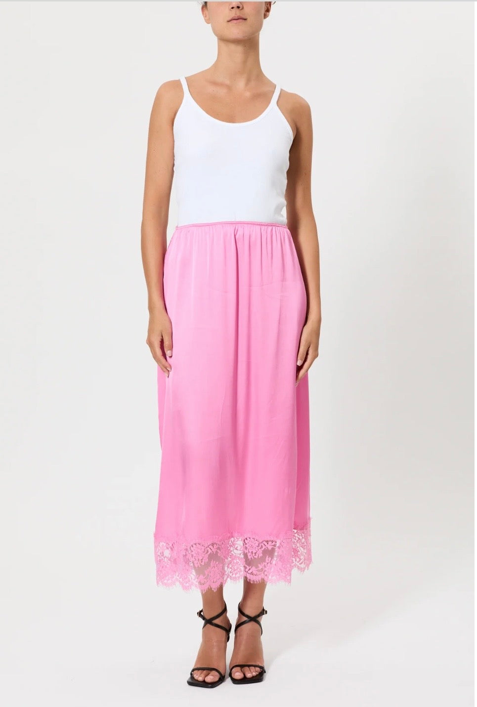 Pink memories -40% di sconto gonna in raso con pizzo rosa bubble