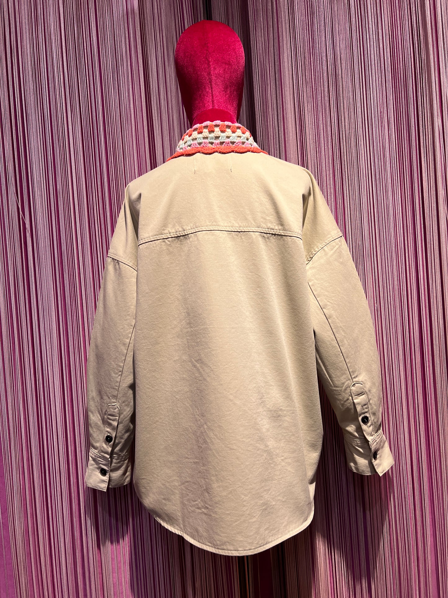 Sincere Paris -40% di sconto giacca camicia beige con colletto lavorazione crochet