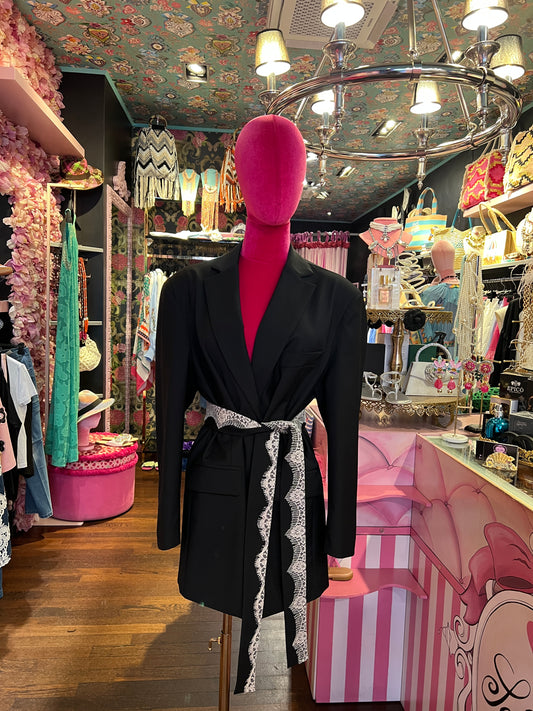 Pink memories giacca over nera con cintura pizzo