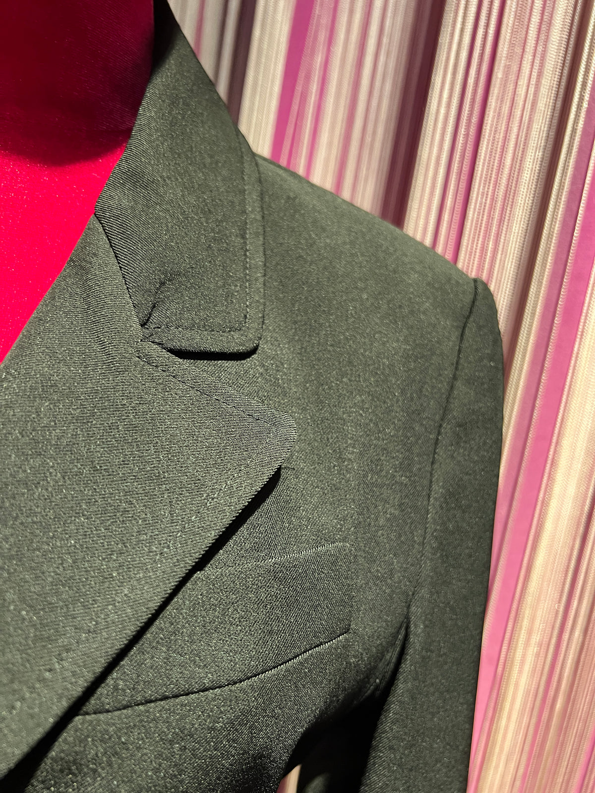 The room blazer monopetto avvitato nero con cristalli
