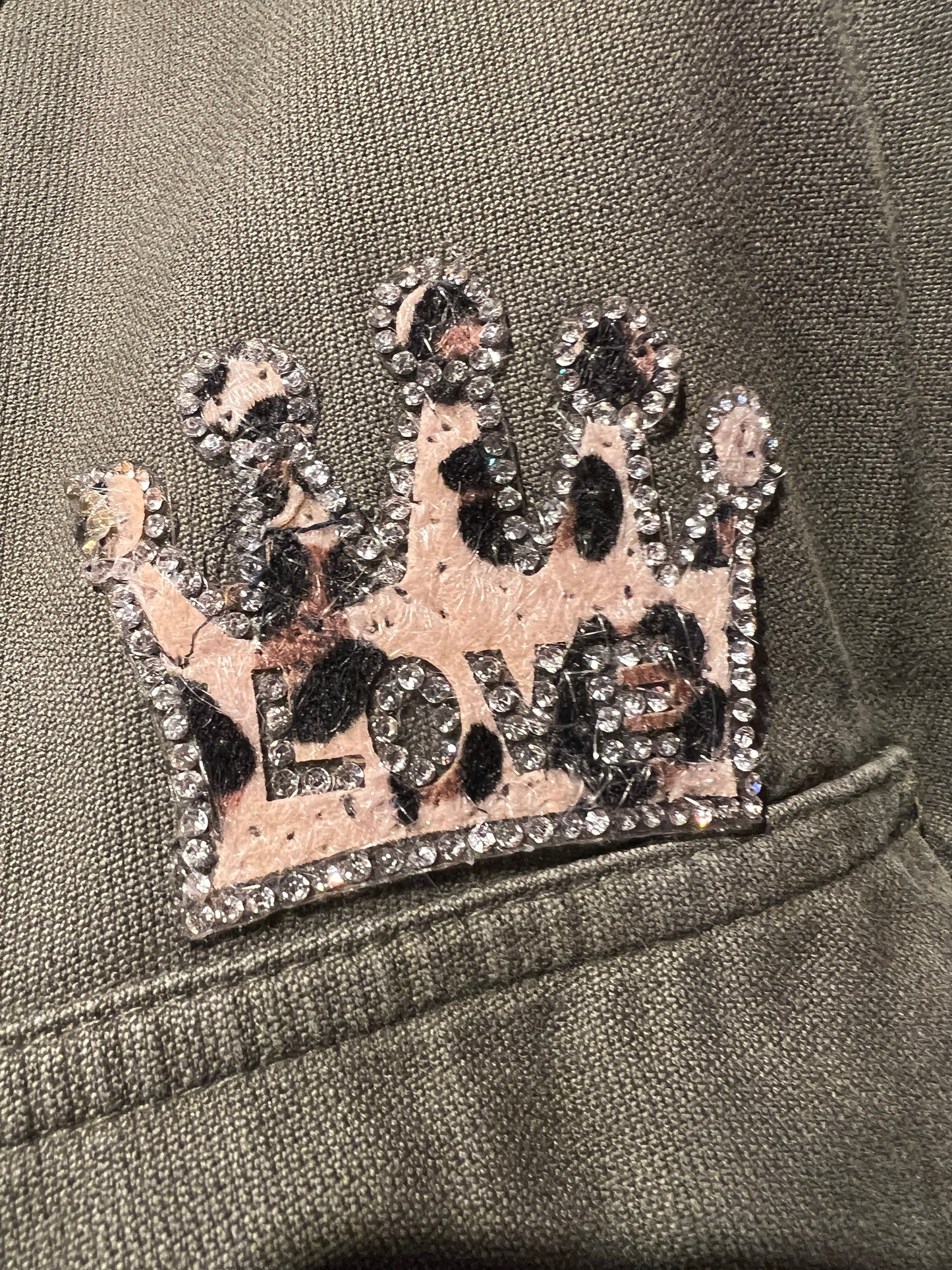 ABpink 🩷 la verdina , giacca militare con patch tigre , cuore sacro paillettes e tessuto nero GG