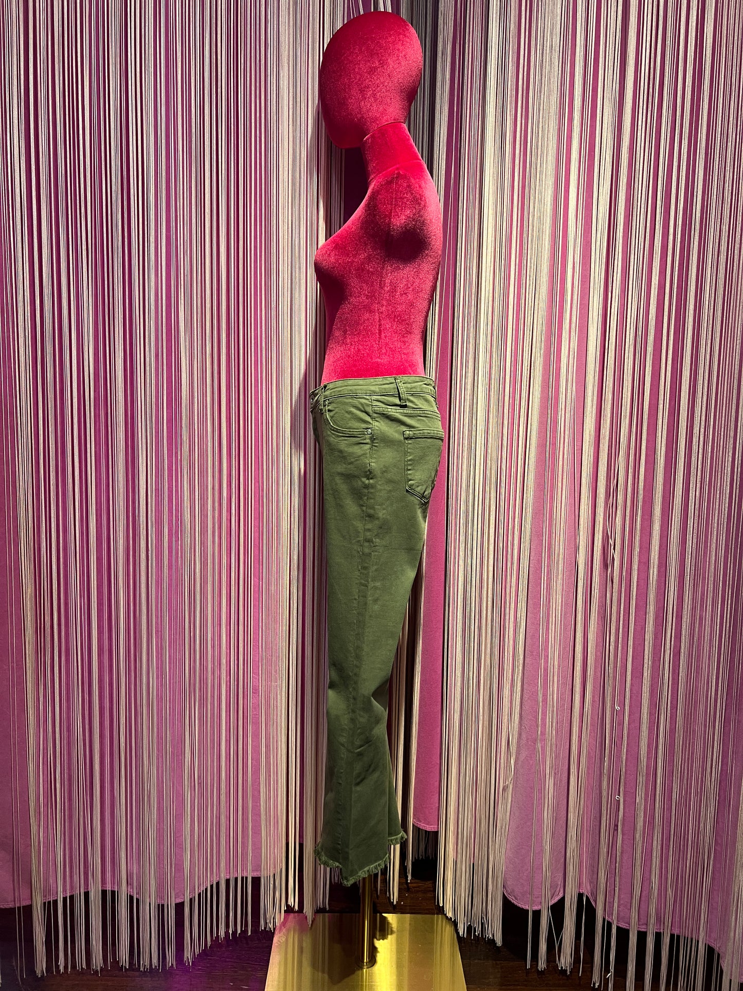 Mon amour Paris pantalone 5 tasche elasticizzato a zampetta, orlo sfrangiato verde militare