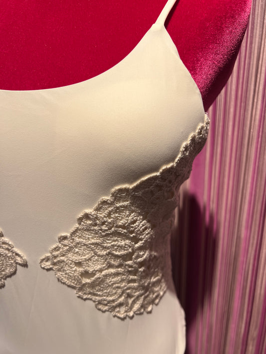 Cinzia Cortesi costume intero con applicazione pizzo Lea