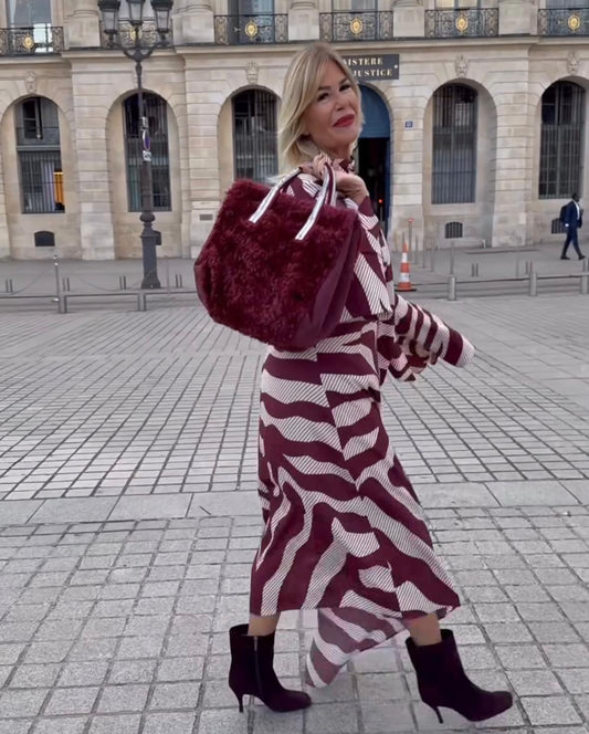 Borsa ecopelliccia astrakan burgundi due manici con Swarovski