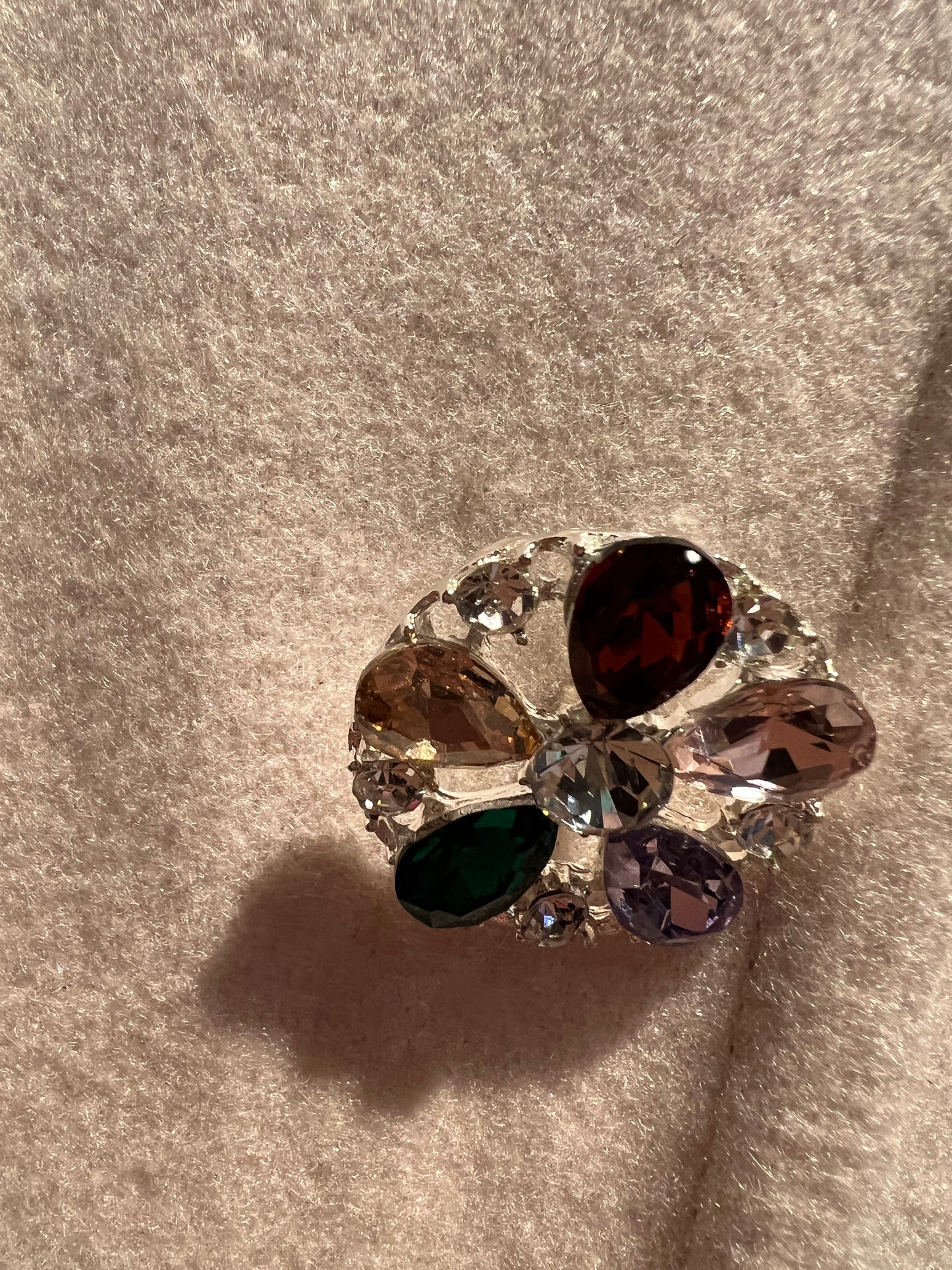 5 Progress cappotto lungo crema con decorazioni floreali e bottoni gioiello