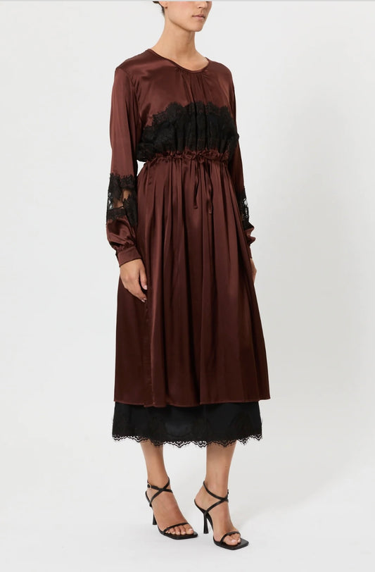 Pink memories abito marrone con pizzo nero manica lunga