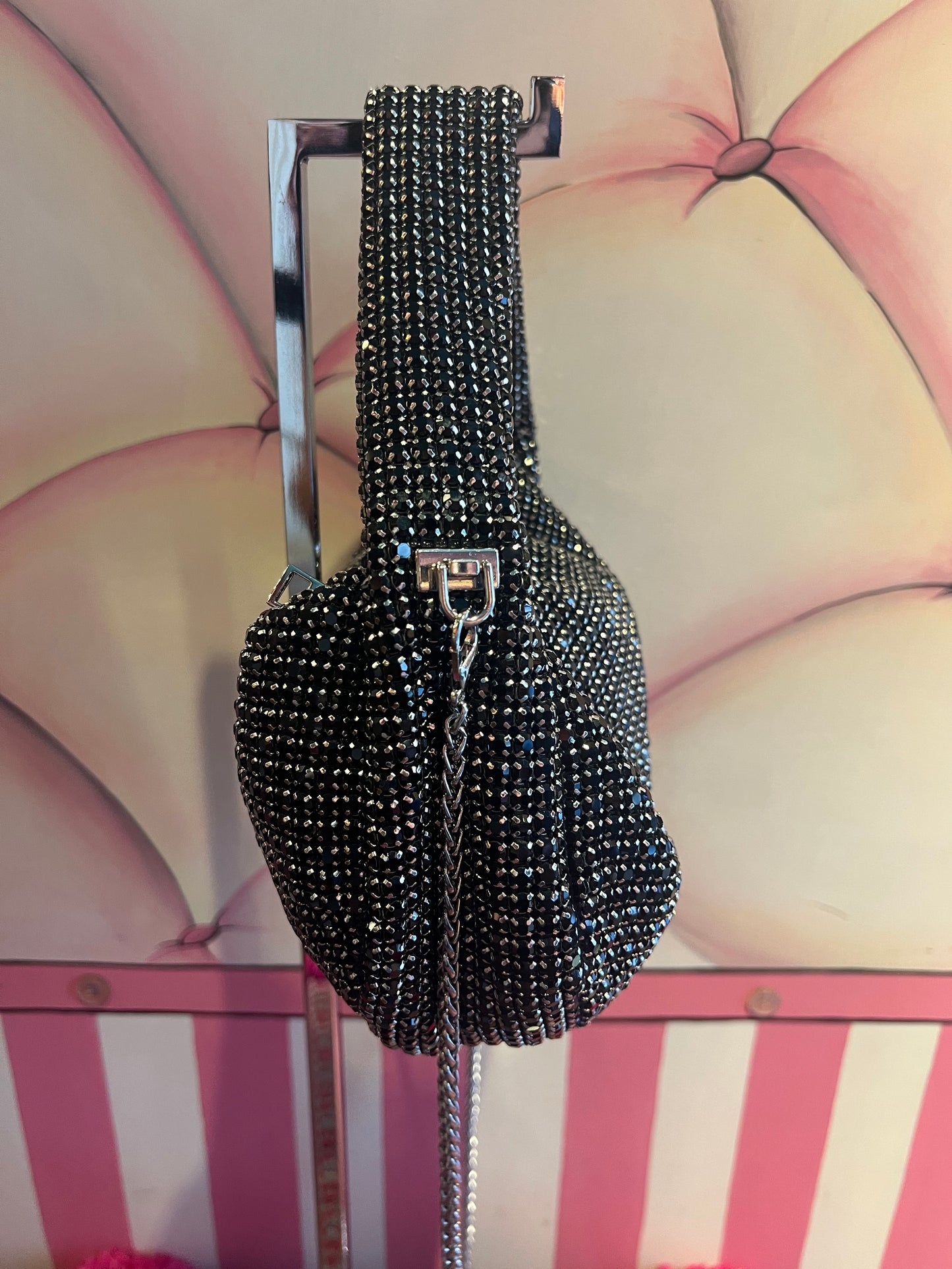 Love & roses borsa a mano full strass nero con tracolla argentata