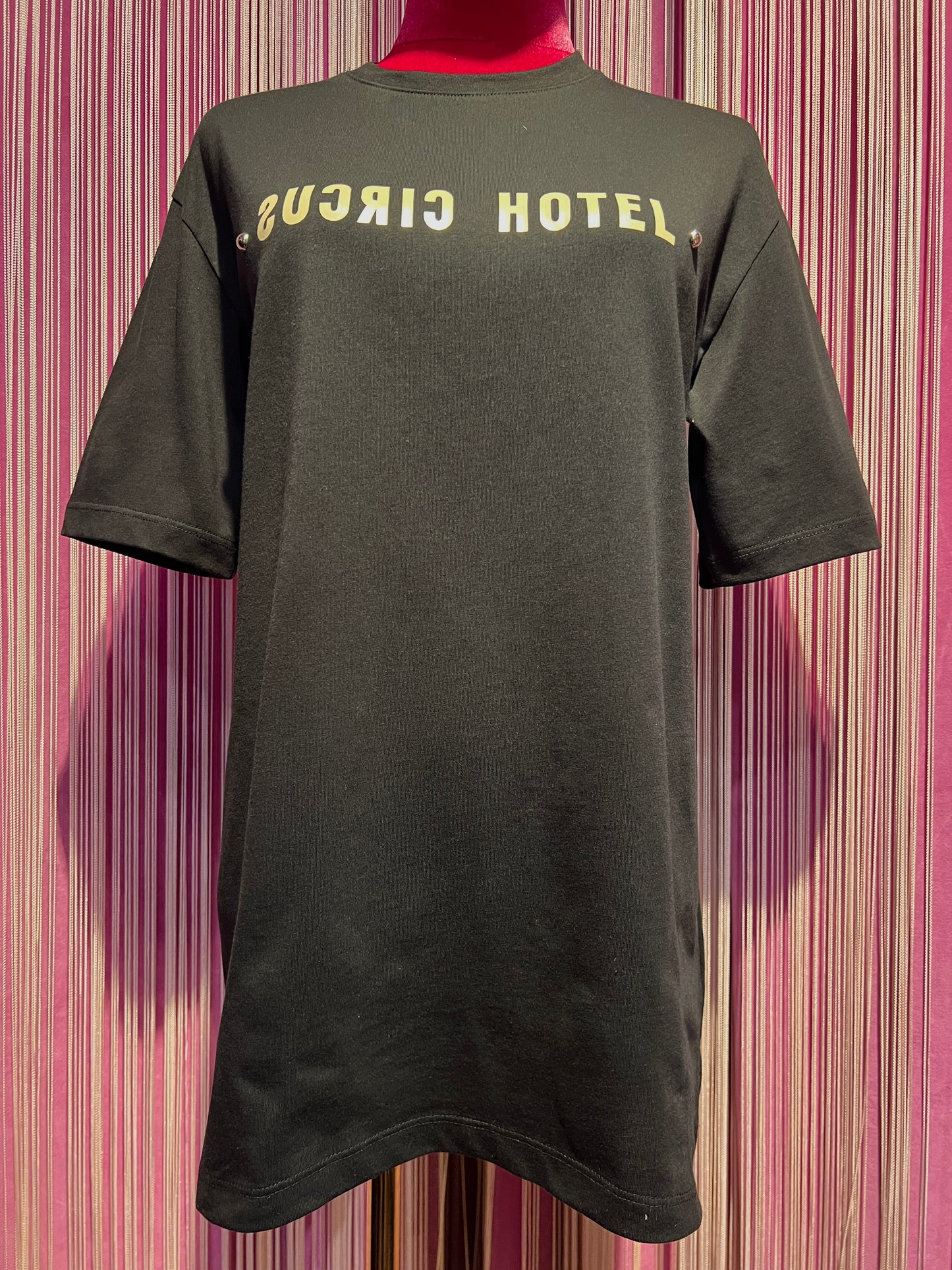 Circus Hotel t-shirt girocollo mezza manica con logo e borchie