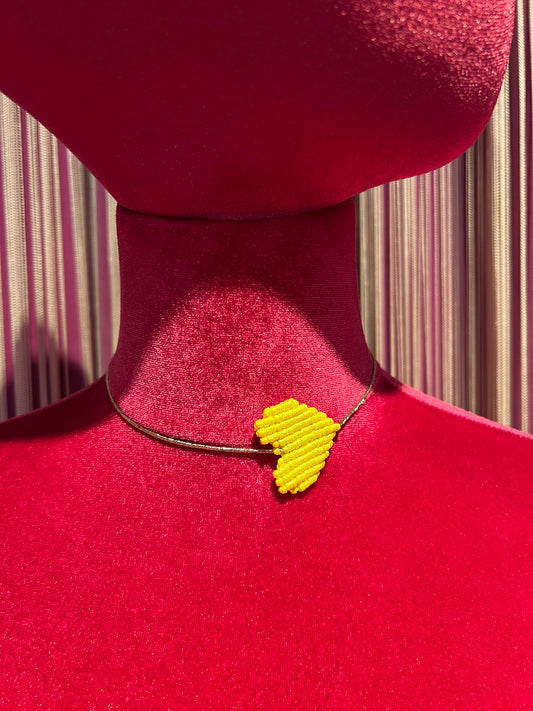 Collana cuore crochet regolabile gialla