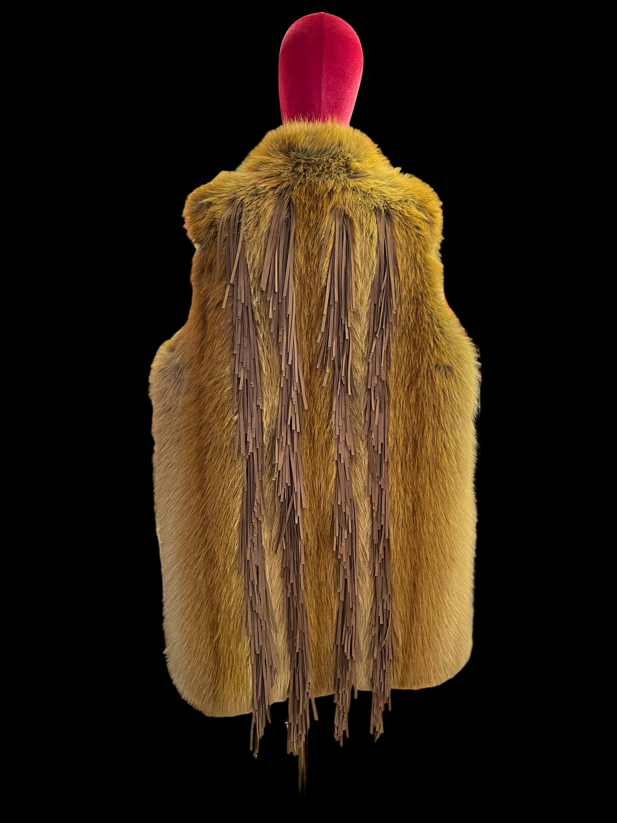 Uncommon gilet di simil pelliccia con frange miele vestibilita’ over