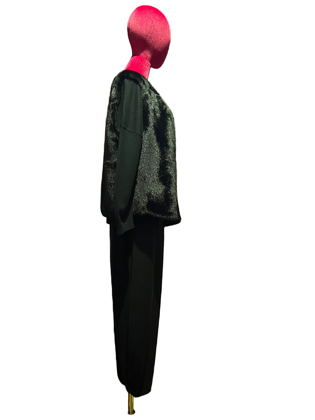 The room completo tre pezzi nero gilet simil pelliccia maglia e pantalone in maglia