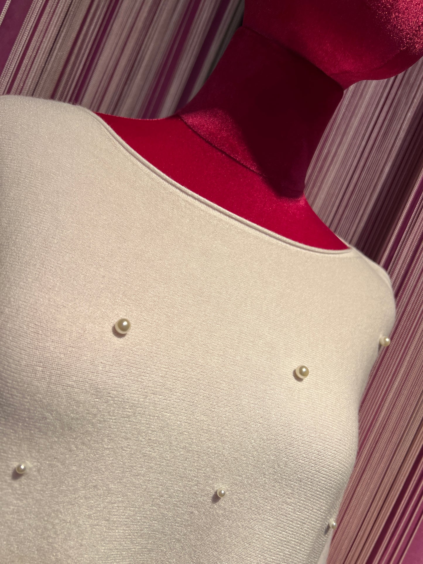 The room maglia bianca con perle