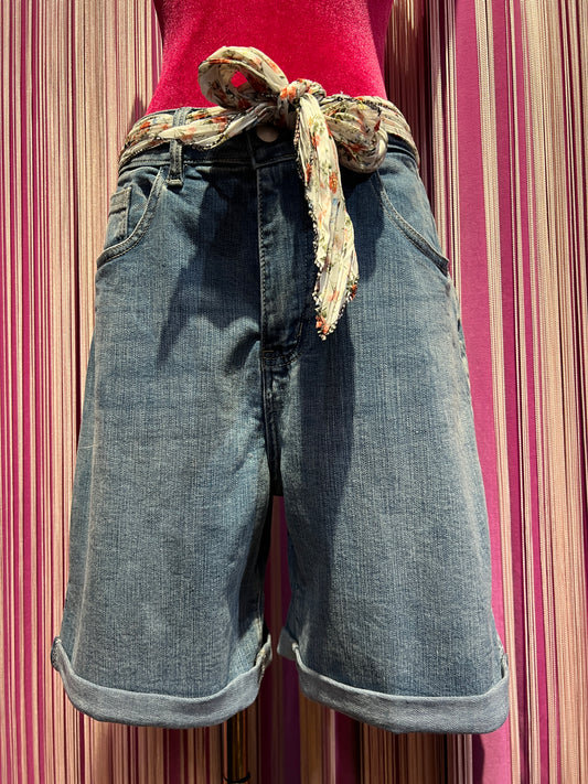 Love & roses bermuda jeans con fusciacca in vita