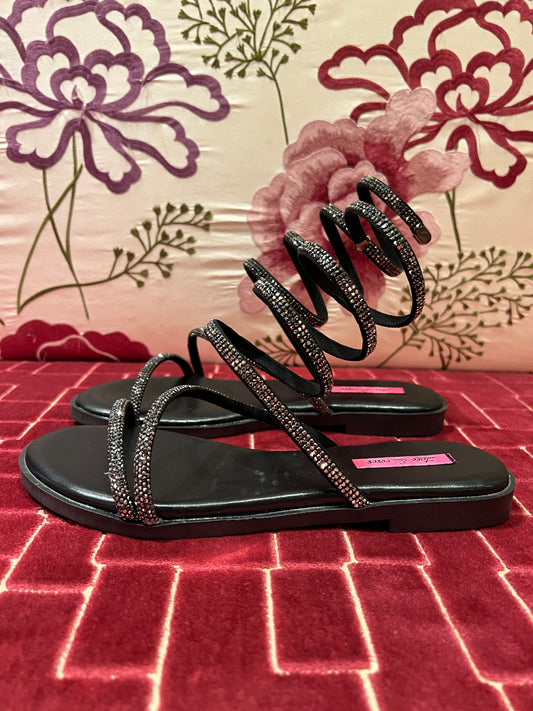 Love & roses -50% sandalo nero design a spirale e cristalli
