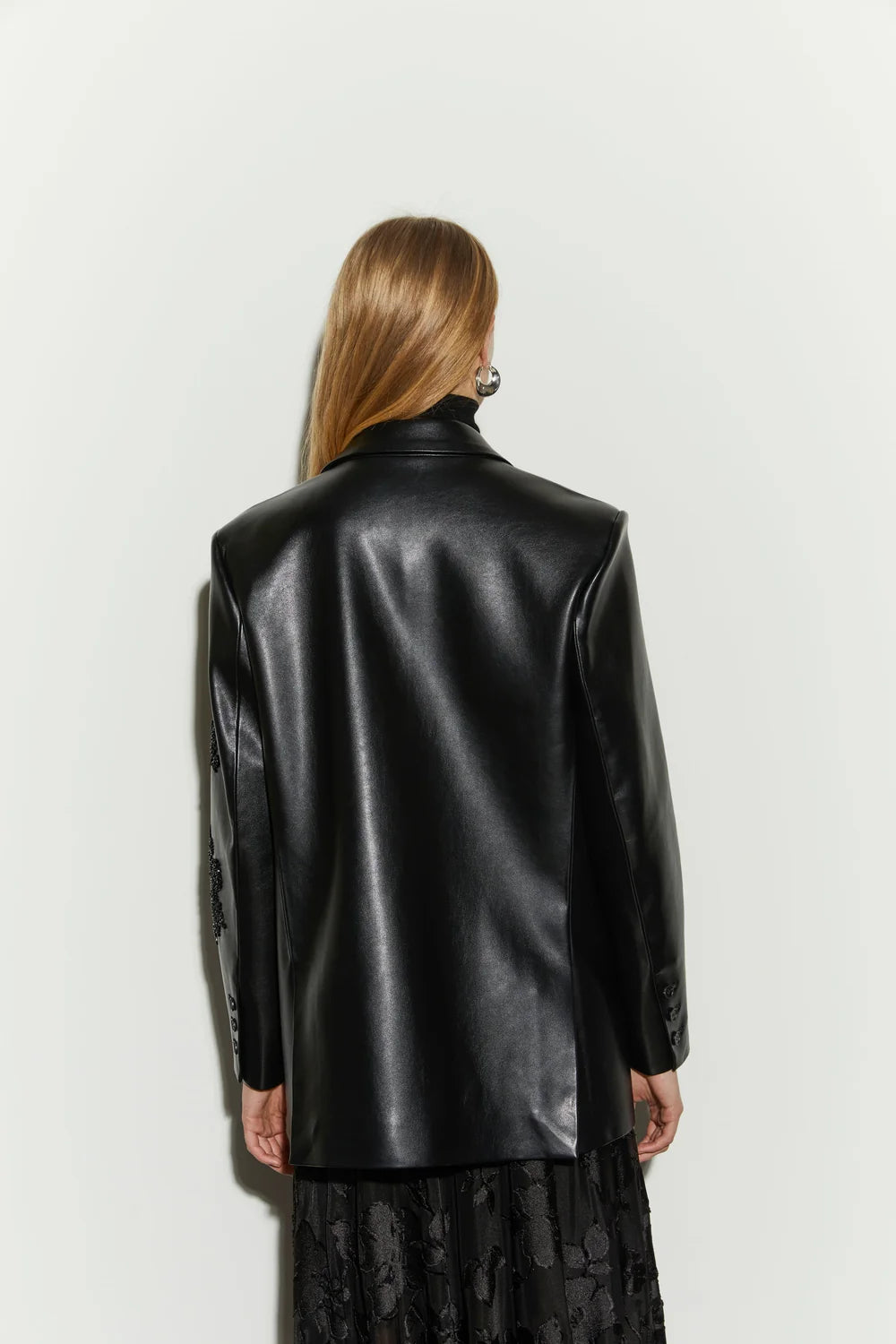 Isabelle Blanche Paris giacca similpelle con ricami in perline