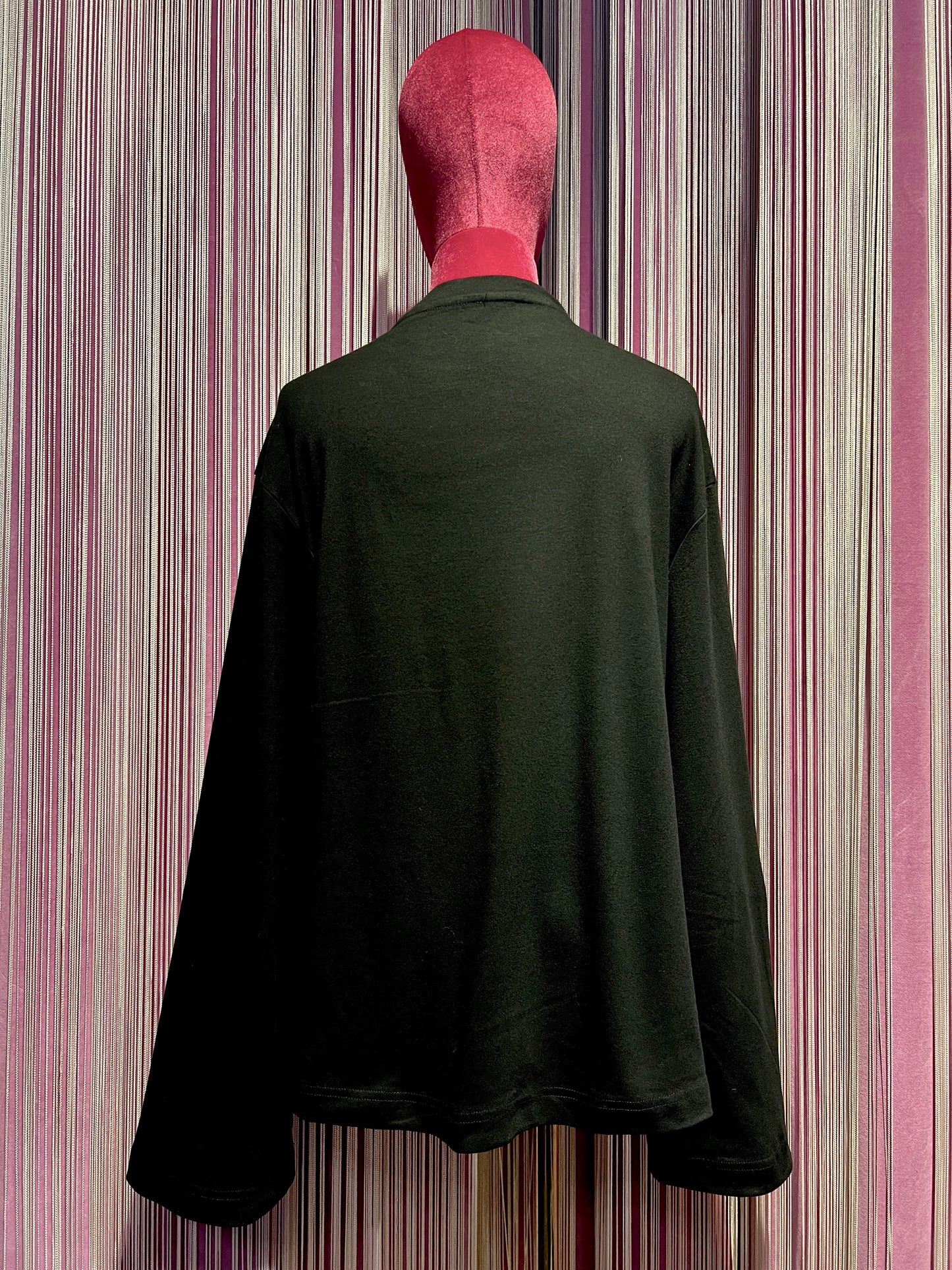 The room t shirt manica lunga svasata