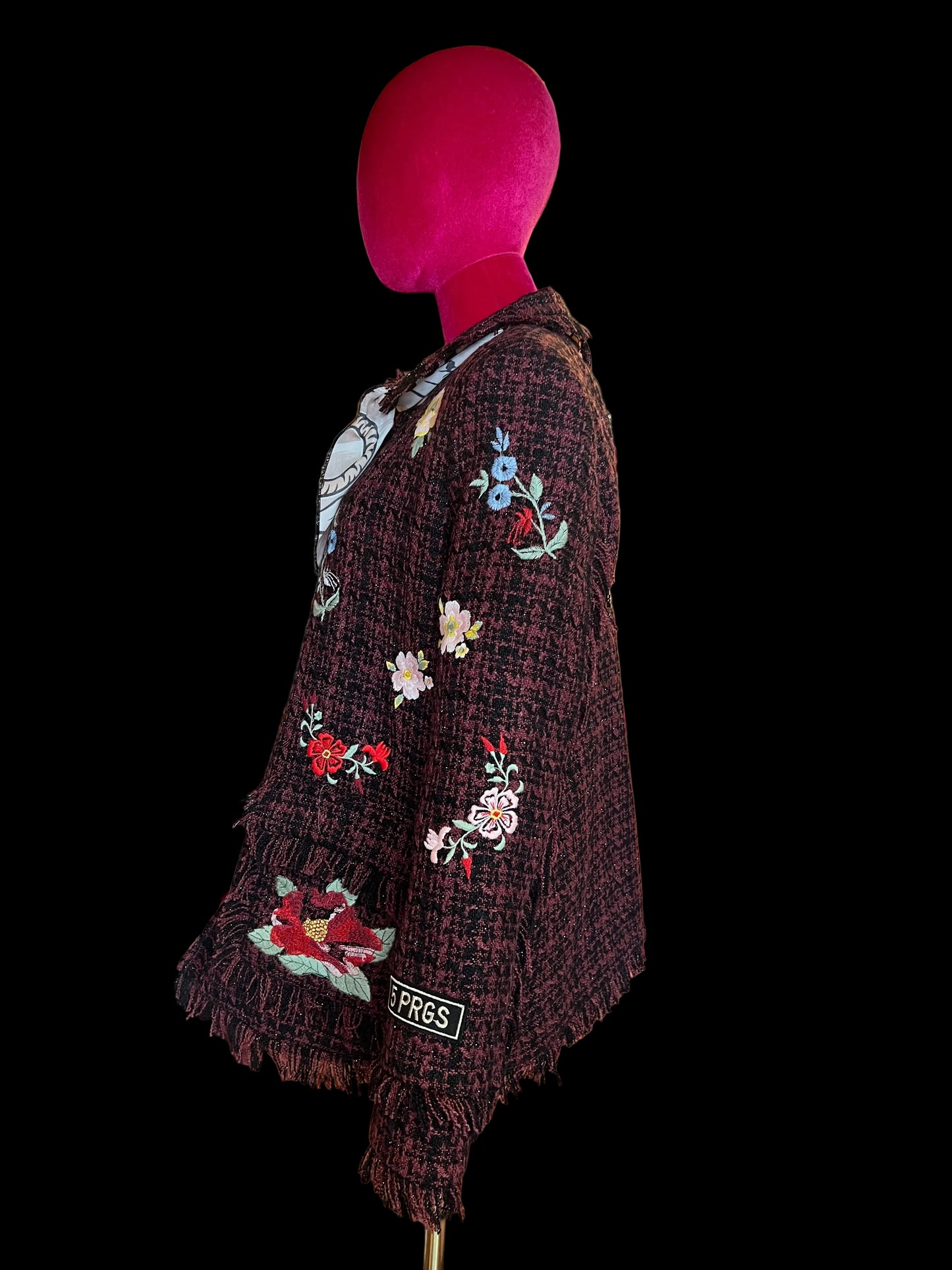 5 Progress giacca boucle burgundy e nero con decorazioni floreali e patch tigre sul dietro