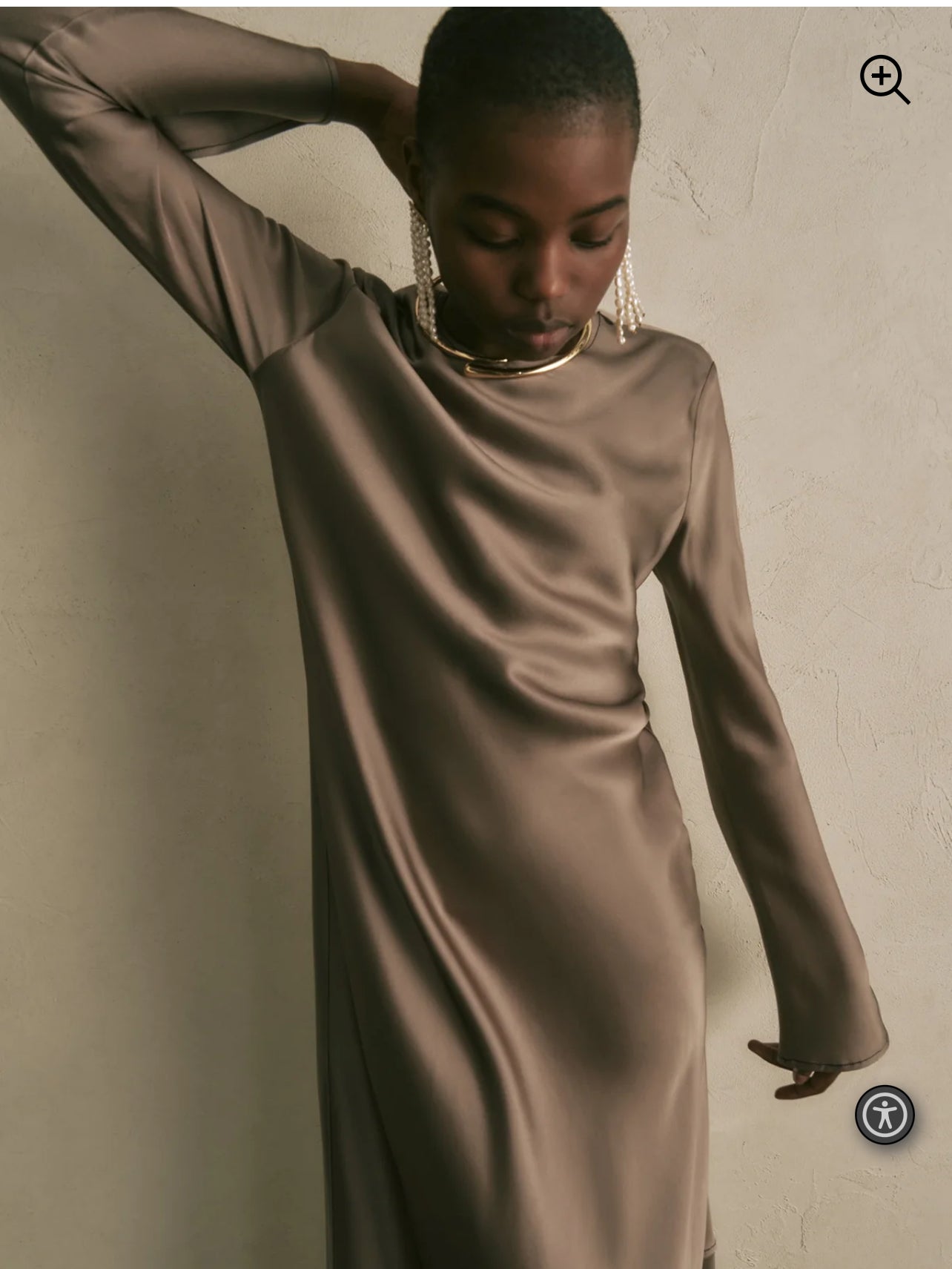 Semicouture abito lungo in satin  , manica lunga svasata