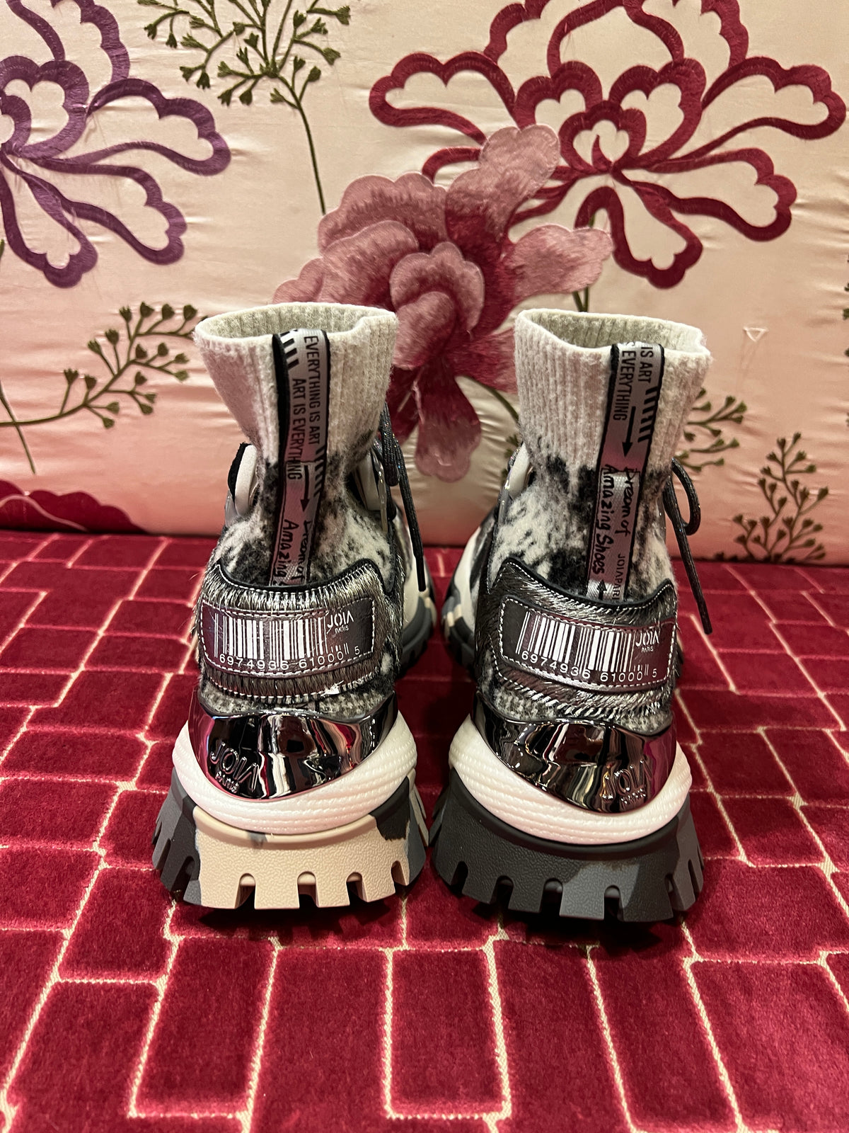 Joia Paris sneaker con calzino ,dettagli animalier effetto cavallino e inserti metallici