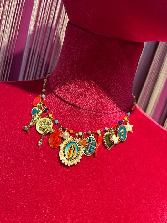 Principessa Glam collana girocollo perline multicolor cornetto rosso immagine perline bianche