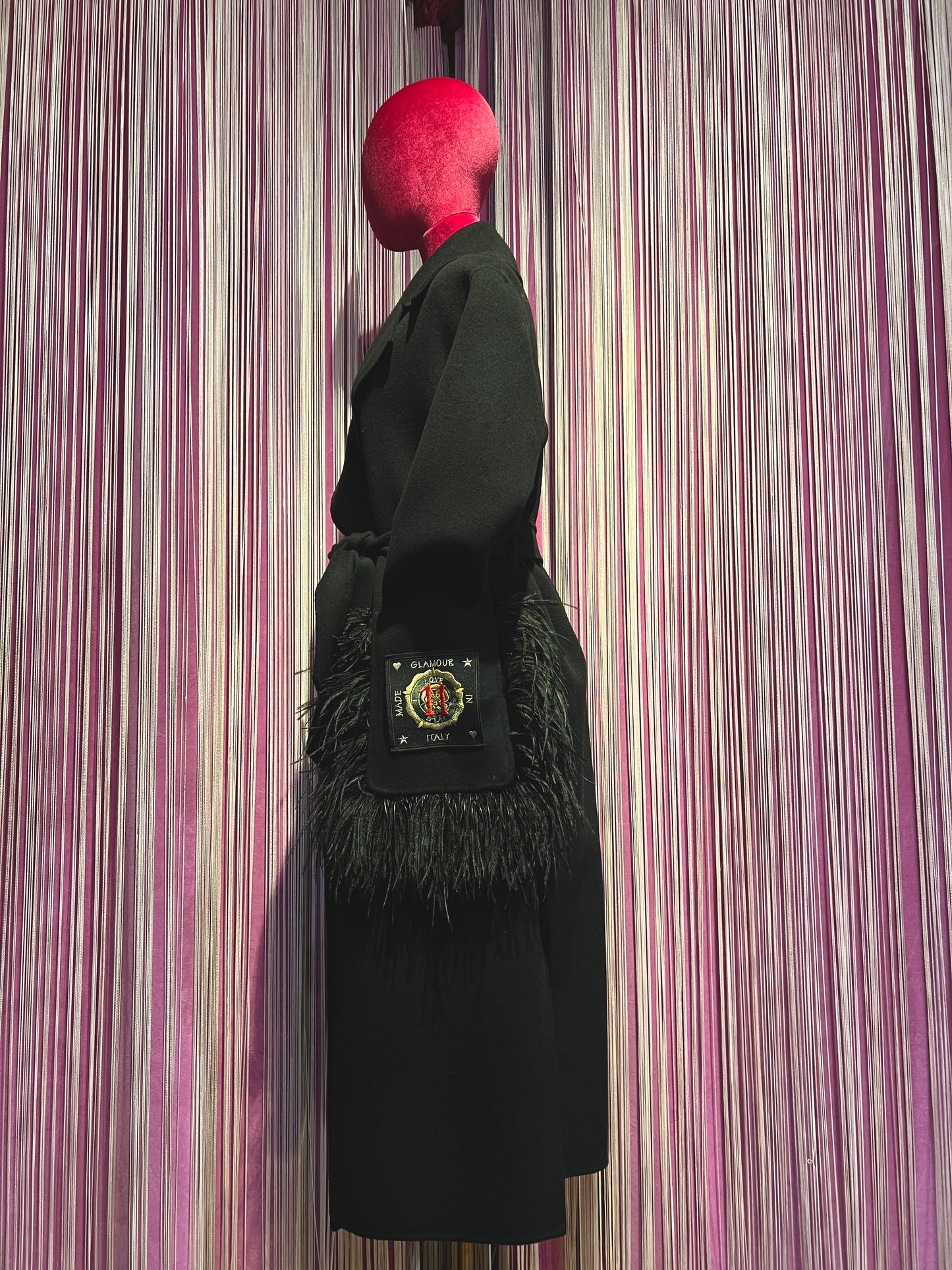 11Love is glamour cappotto 100% lana con decorazioni piume di struzzo tasche