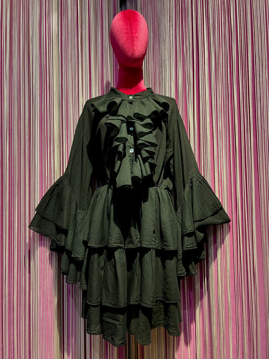 Love & roses abito nero con jabot , manica ampia e volant