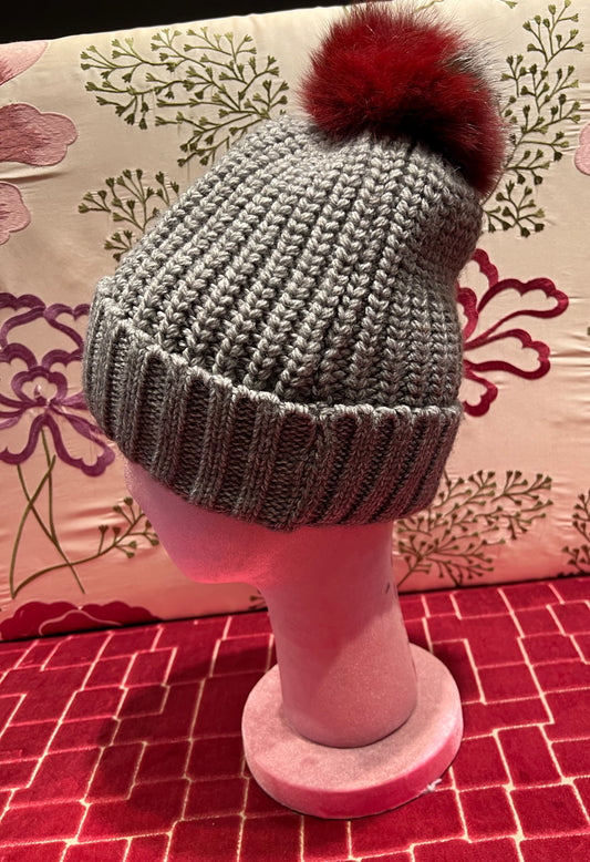 N.4 cappello maglia grigio pon pon bordo e grigio sconto 50%