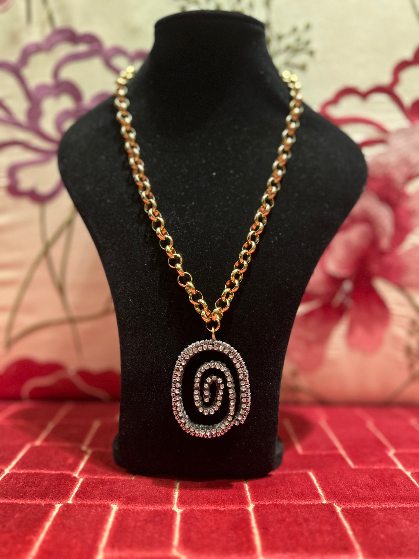Rada’ accessori catena oro e pendente Swarovski