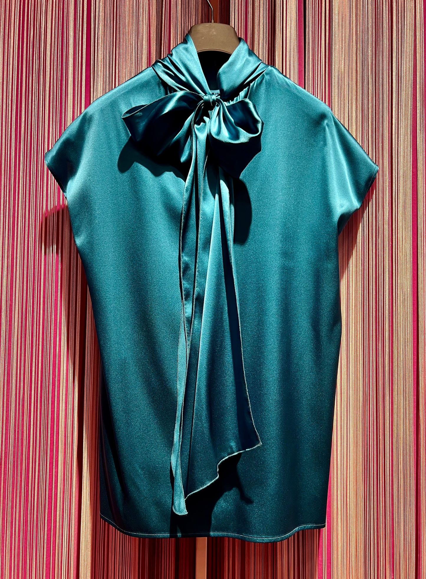 Hanami D’or blusa lapis smanicata con foulard Oz🌲