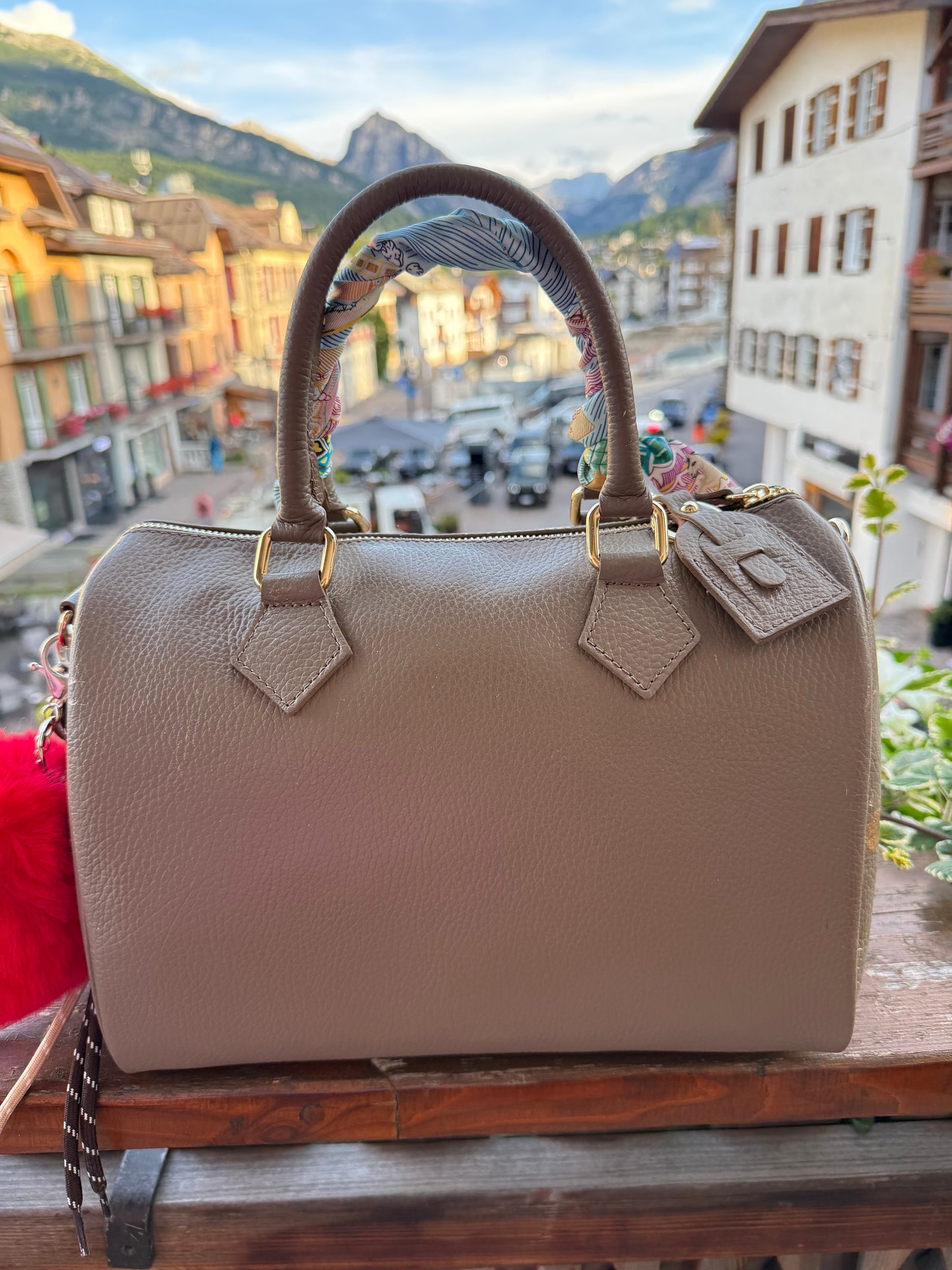 ABpink🩷 borsa pelle con tracolla dipinta a mano