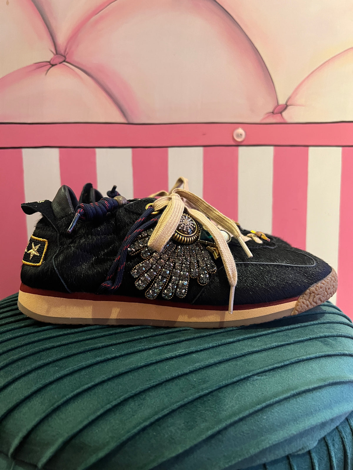 Nan-Ku sneaker cavallino nero con decorazioni cristalli