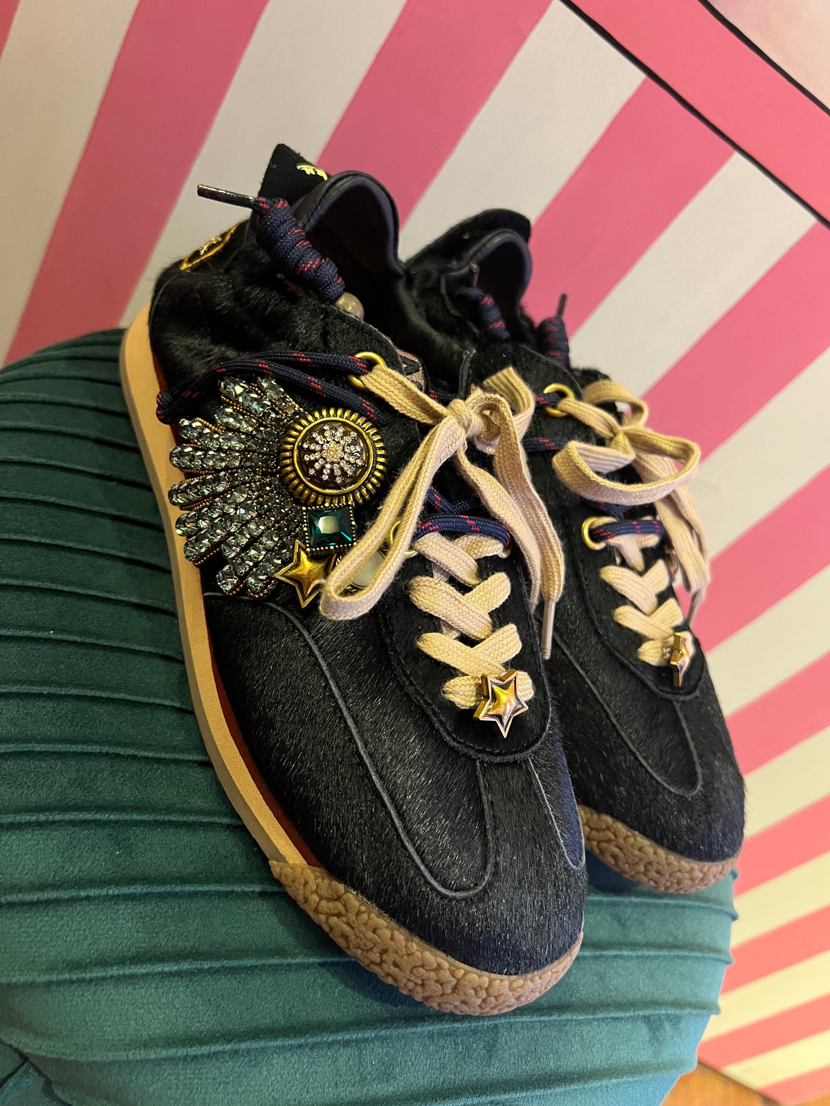 Nan-Ku sneaker cavallino nero con decorazioni cristalli