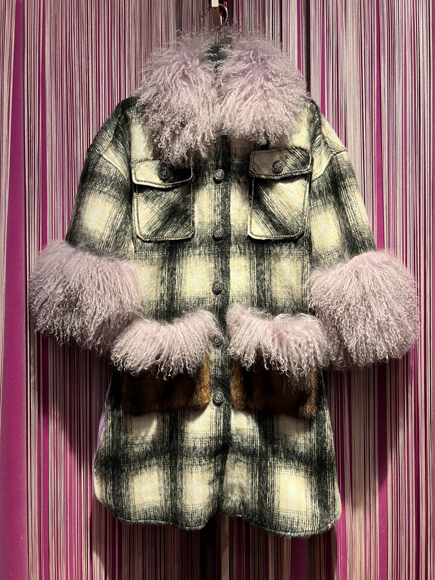 Goshhh!!! Luxury fur couture by