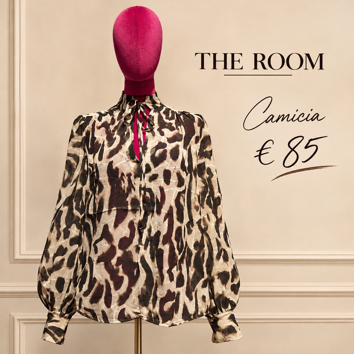 The room blusa animalier collo alla coreana con chiusura laccetto e maniche ampie