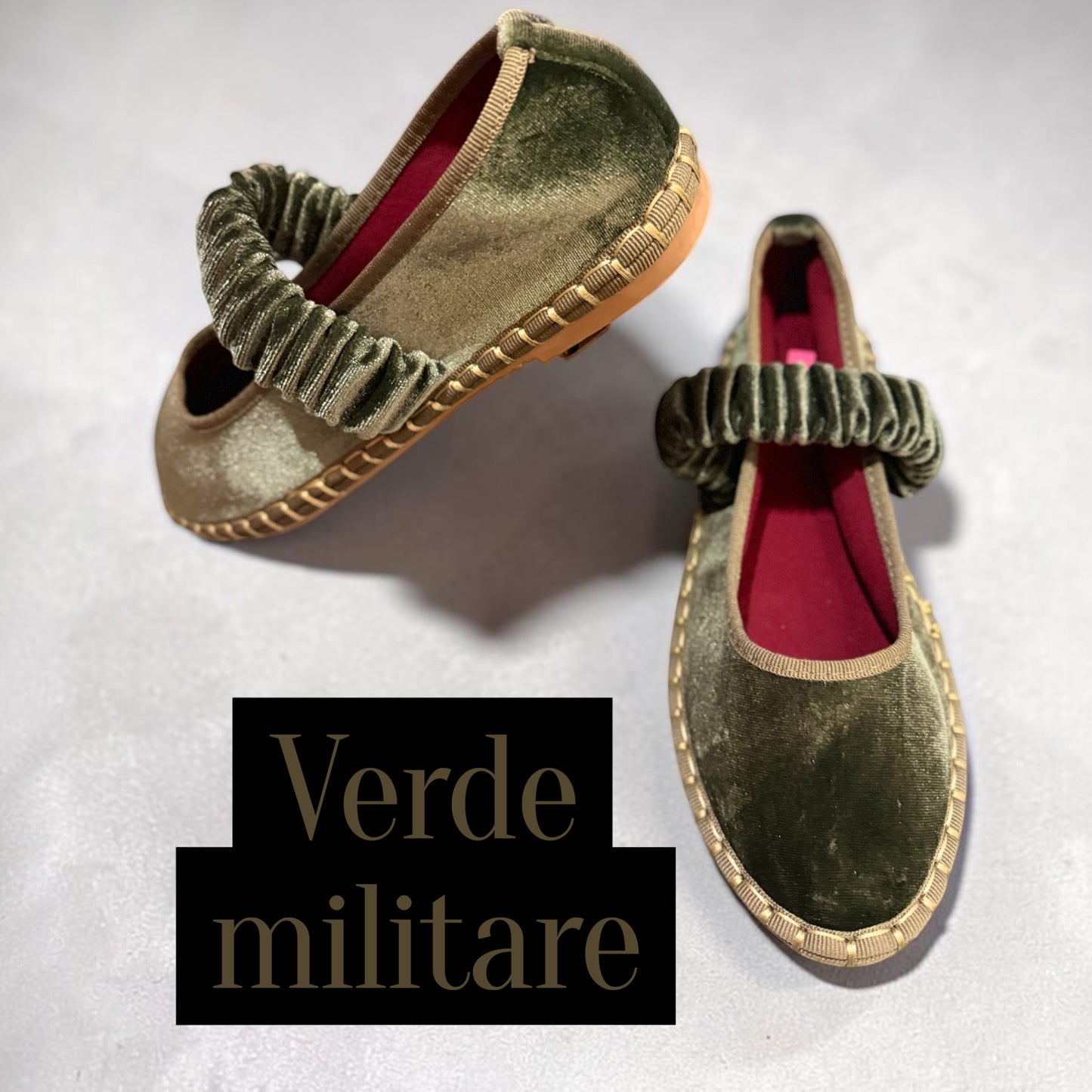 Love&roses scarpa (friulana) velluto verde militarecon profilo verde chiaro suola in gomma 💚