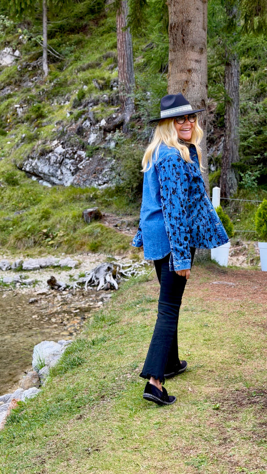 The room camicia jeans con ricami paillettes nere colletto velluto cioccolato