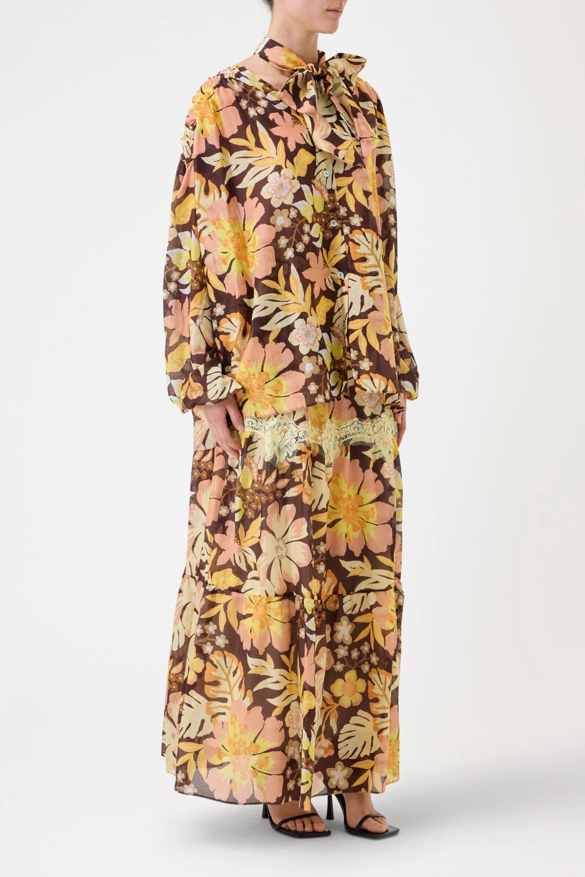 Pink memories -40% di sconto camicia fantasia floreale con foulard rimovibile